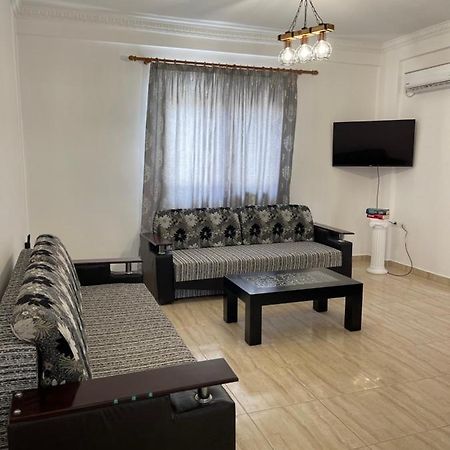 Sun And Sea Apartment Saranda Buitenkant foto