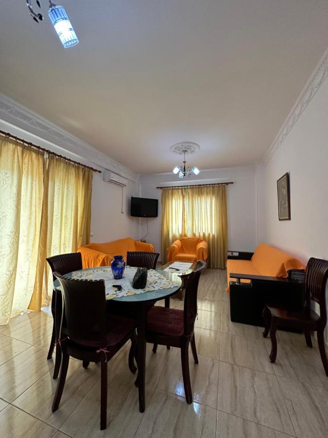 Sun And Sea Apartment Saranda Buitenkant foto