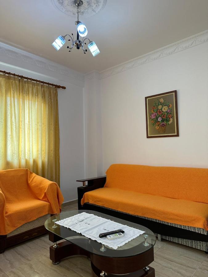 Sun And Sea Apartment Saranda Buitenkant foto